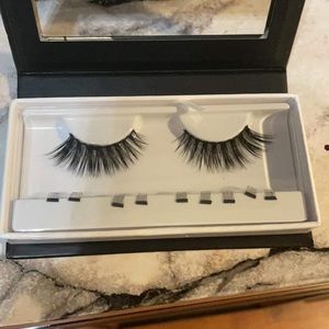 Magnetic eyelashes